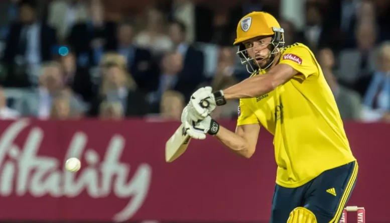 Hampshire’s skipper James Vince smashed unbeaten 129 off 62