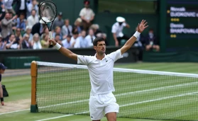 Novak Djokovic made it through to his eighth Wimbledon final