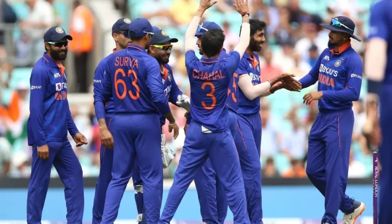 Team India celebrates Jasprit Bumrah wicket