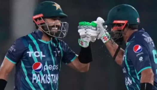 Babar Azam and Mohammad Rizwan put on a 105-run partnership