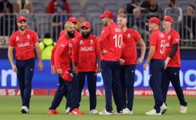 England Celebrate victory over New Zealand