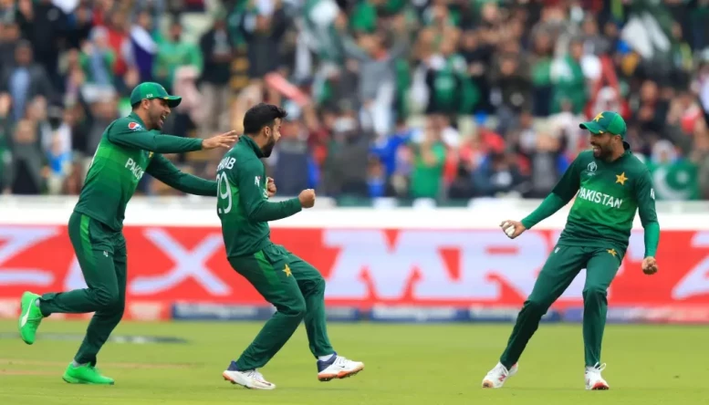 Pakistan wins a thriller