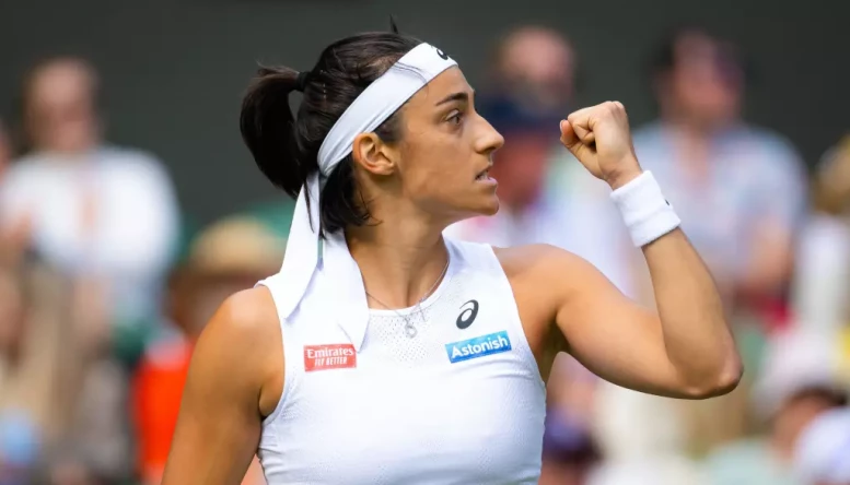 Caroline Garcia beats Petra Kvitova