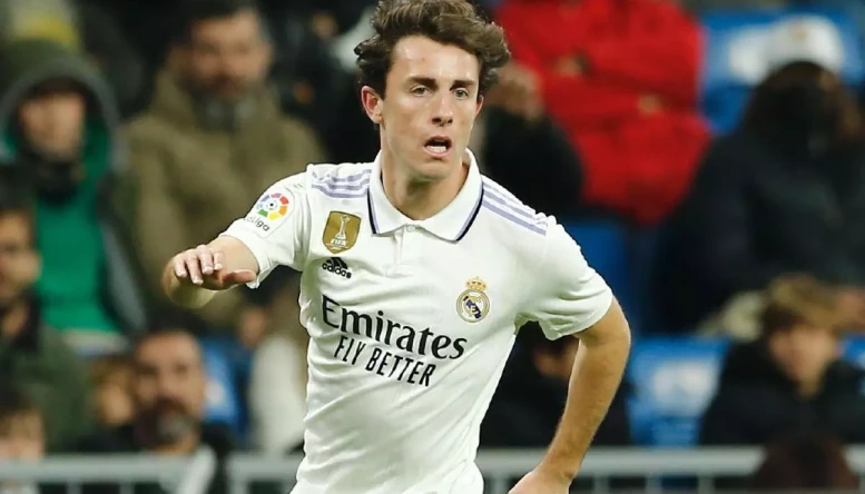 Alvaro Odriozola.