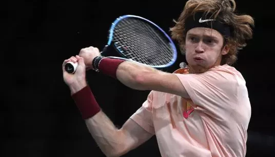 Andrey Rublev advanced to the semifinal round of the Nitto ATP Finals