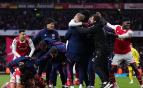Arsenal celebrate against Bournemouth March 2023