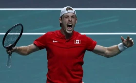 Denis Shapovalov pays ‘huge credit’ to Felix Auger-Aliassime as Canada set up Italy showdown at Davis Cup