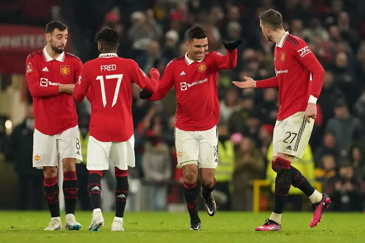 Manchester United 3-0 Watford: Bruno Fernandes stars as United