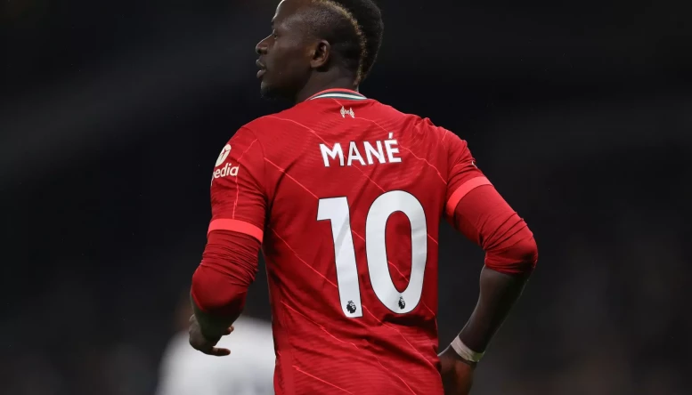 Sadio Mane Liverpool legend Leaves