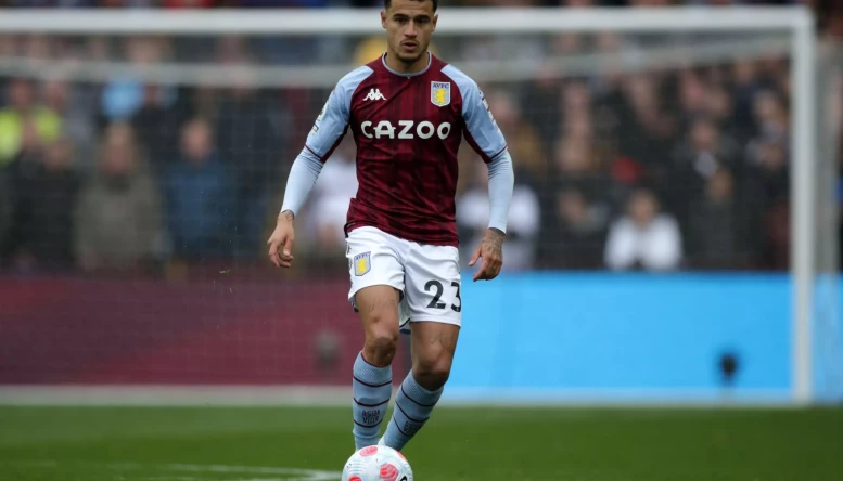 Aston Villa versus Tottenham Hotspur; Phillipe Coutinho of Aston Villa controls the ball