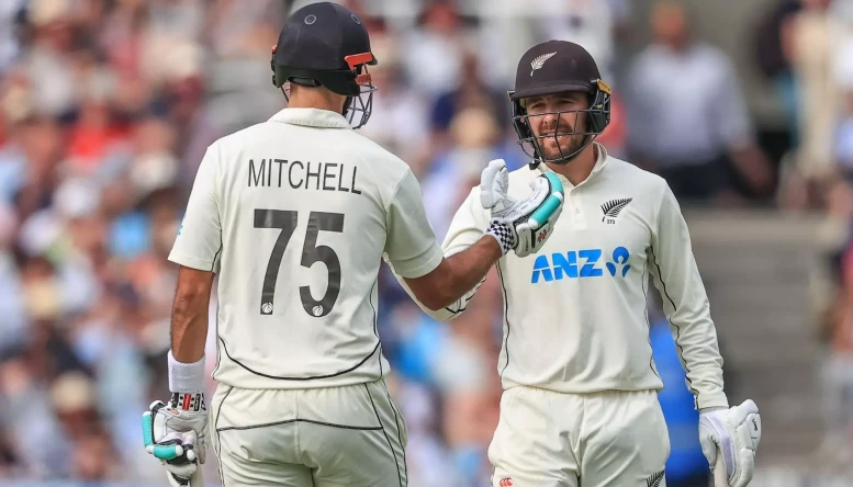 New Zealand's batters dominated day two of the first Test against Pakistan.
