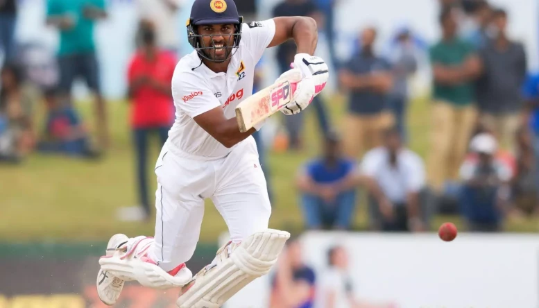 Dinesh Chandimal anchored the Sri Lankan innings