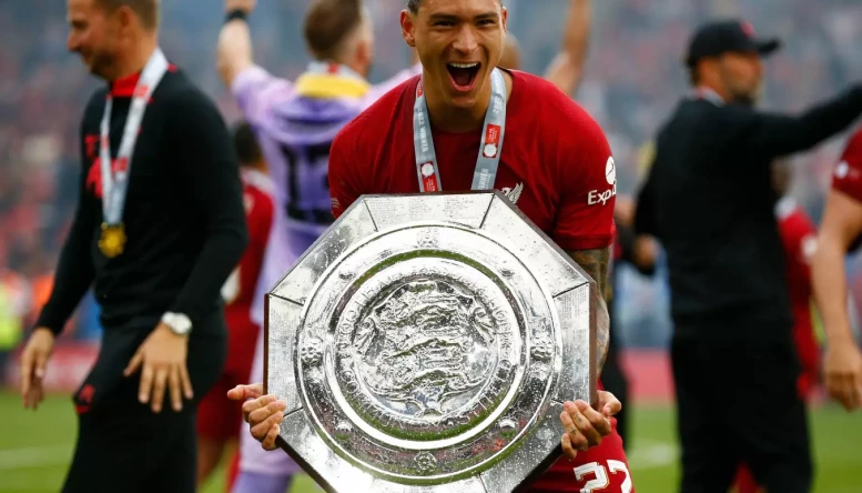 Liverpool's Danwin Nunez with Trophy after The FA Community Shield match between Liverpool against Manchester City at King Power Stadium