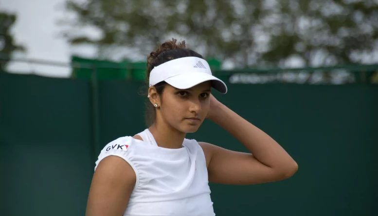 Sania Mirza and Mate Pavic of Croatia advanced to the semifinals of the mixed doubles