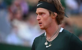 Andrey Rublev reached fourth round