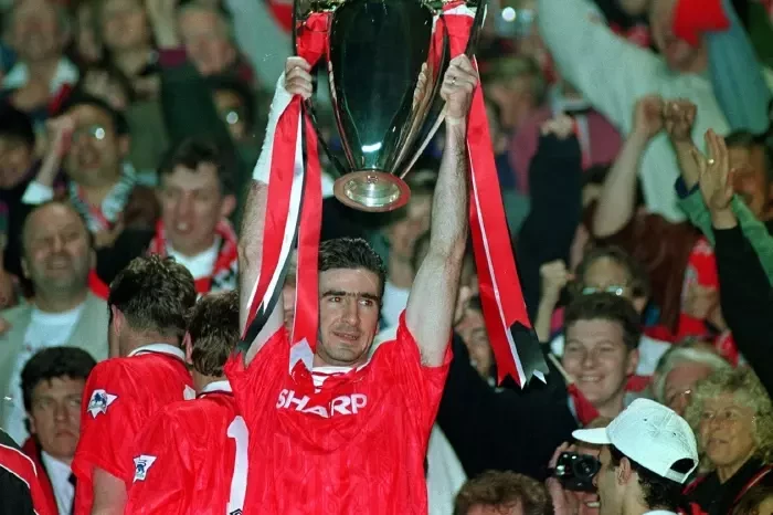 Eric Cantona: Manchester United 'need to be clever like Liverpool' in  transfer market