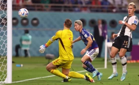 Japan get late goals to beat Germany 2-1 at World Cup