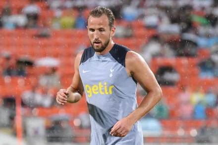 Harry Kane: Bayern Munich not giving up on trying to sign