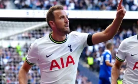 Harry Kane : Difference between the two sides