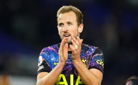 Harry Kane applauds the fans after the final whistle