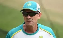 Justin Langer has reignited his war of words with Pat Cummins