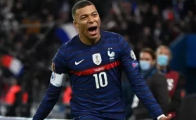 Kylian Mbappe: youngest player to win the Golden Boot