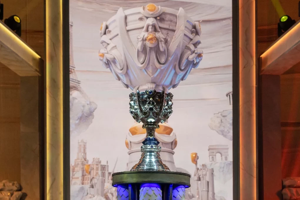 vuitton league of legends trophy