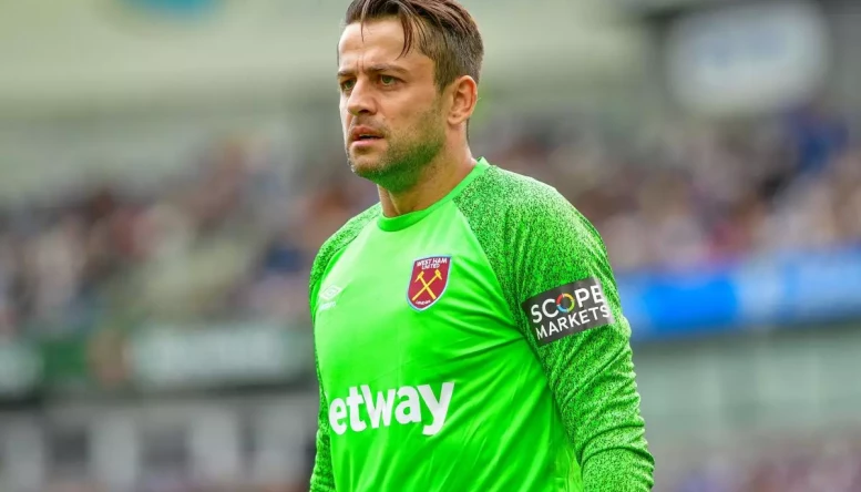 Lukasz Fabianski.