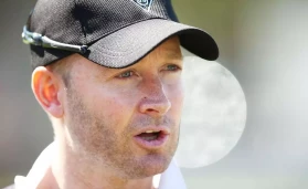 Former Australia Test skipper Michael Clarke believes his former teammate David Warner should not be given a chance to captain.