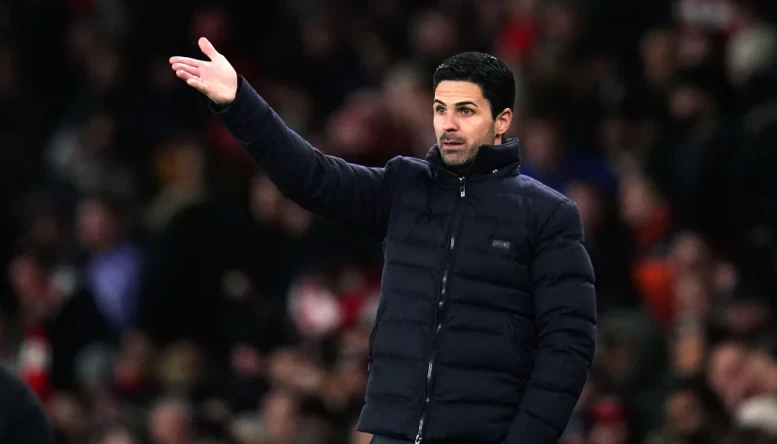 Mikel Arteta on the sideline for Arsenal