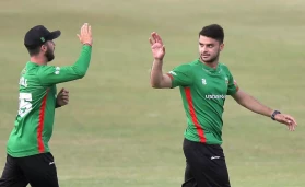 Naveen-ul-Haq's five-wicket haul helped Leicestershire win against Worcestershire