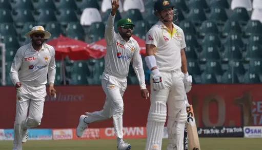 David Warner taken out by Shaheen Afridi