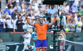 Rafa Nadal celebrates after reaching Third round of Italian open