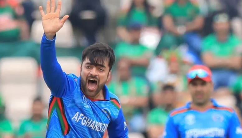 Rashid khan bowls stump-to-stump line to keep batsman under control