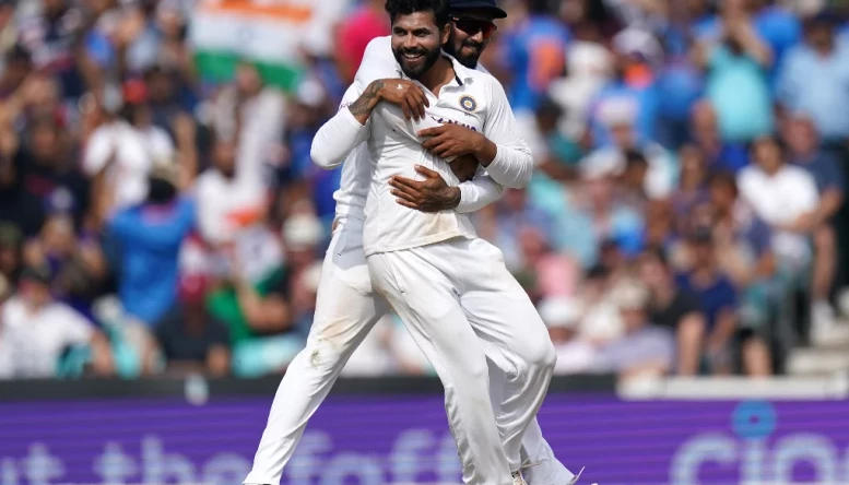 Ravindra Jadeja celebrates the wicket of England's Moeen Ali