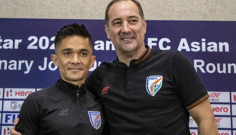 Sunil Chhetri with coach Igor Stimac