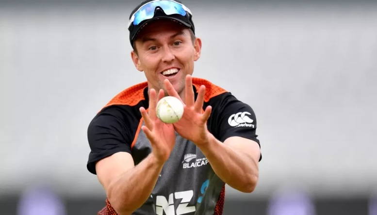 Glenn Maxwell–Trent Boult(2018) magic relay catch