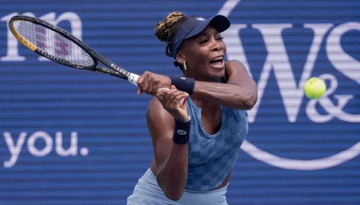 Venus Williams plans on continuing her Tennis career